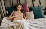 7 mẹo đơn giản giúp mẹ bầu giữ sức khỏe trong mùa xuân