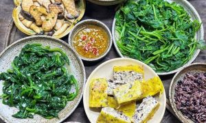 Rau xanh đắt đỏ sau mưa lũ: Chuyên gia hướng dẫn cách đảm bảo dinh dưỡng cho gia đình