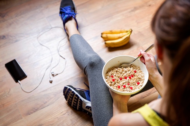10 mẹo ăn uống lành mạnh cho người chạy bộ- Ảnh 3.