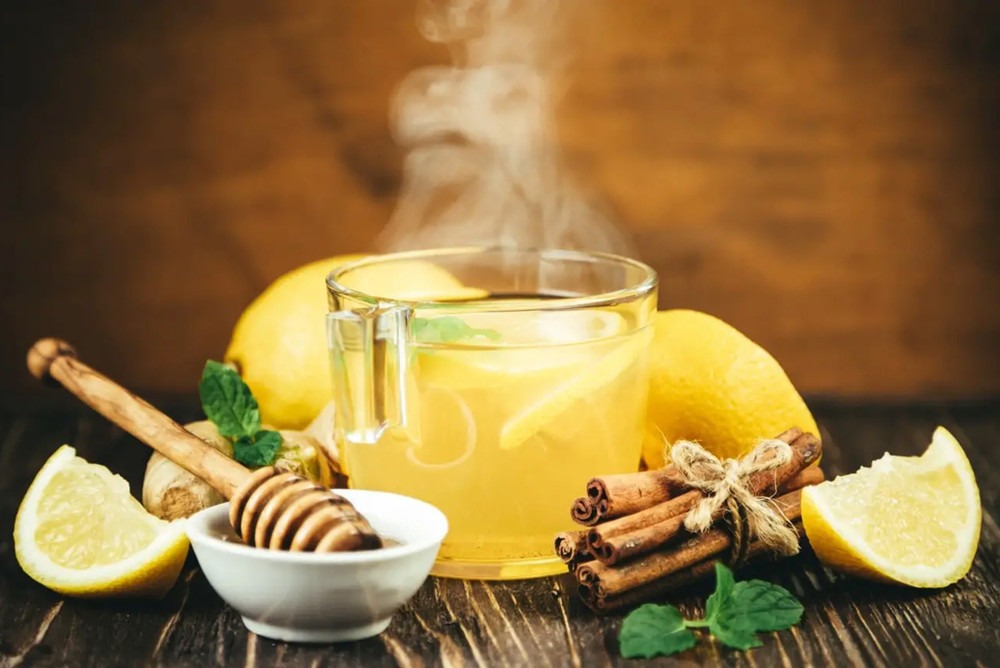 Mật ong bổ dưỡng, nhưng kết hợp sai thực phẩm có thể gây hại- Ảnh 1.