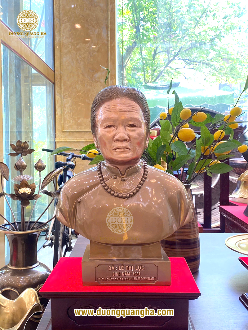 Tượng đồng chân dung